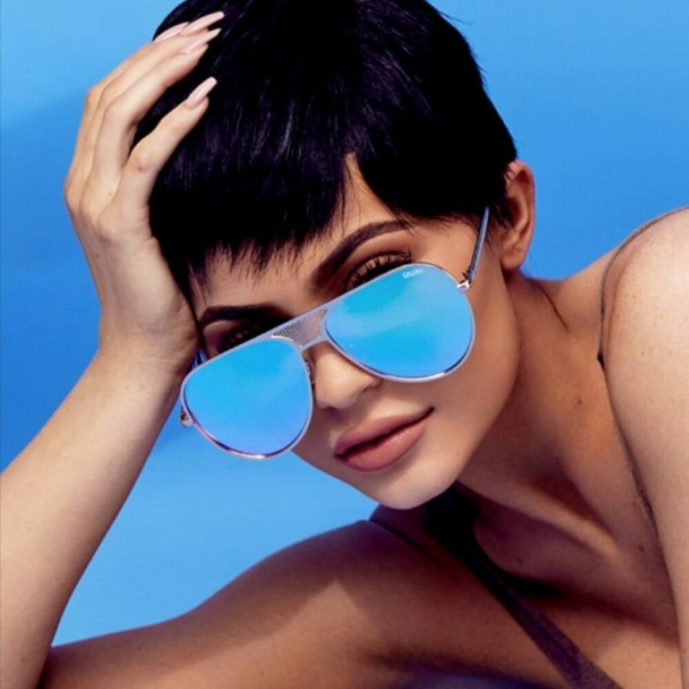 QUAY // ltd ed kylie jenner collaboration retro-chic gold mirrored aviat…